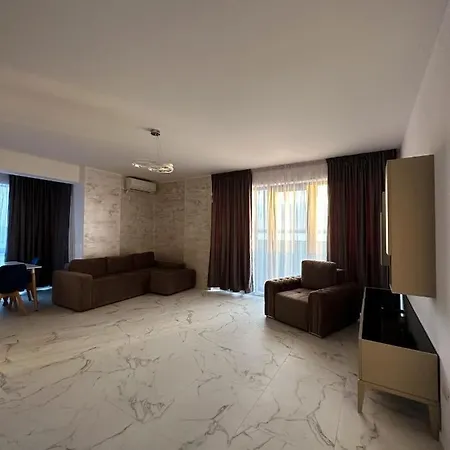 Apartamento Senior Apartment- 3 Room- Luxury